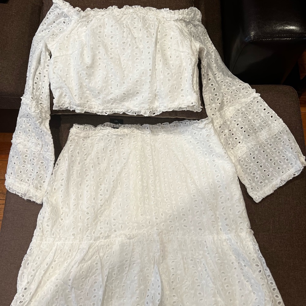NWT white set size Large